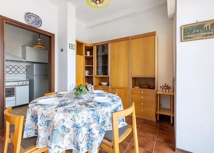 Guesthost - Comfy 10 Min From The Viareggio