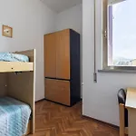 Guesthost - Comfy 10 Min From The * 维亚雷焦