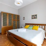 Guesthost - Comfy 10 Min From The Apartment